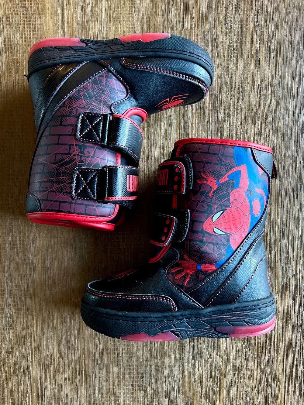 Marvel Spider-Man Light Up Winter Snow Boots, EUC